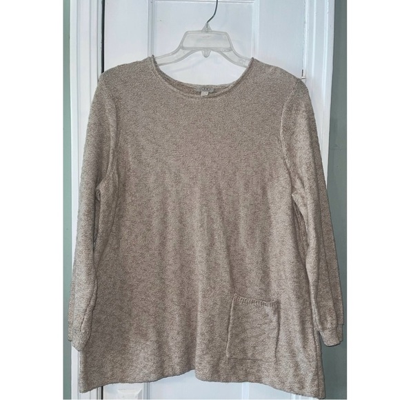 Cozy Beige Knit Sweater with Pocket - Picture 1 of 3